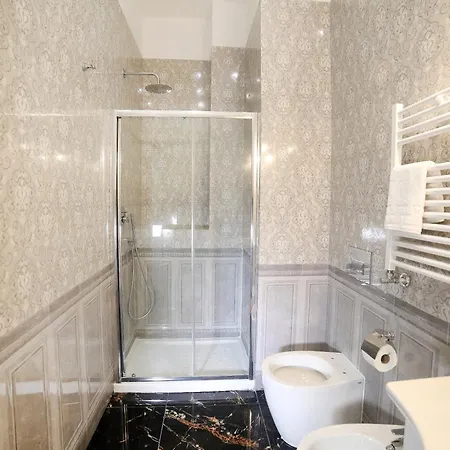 My Luxury Oda ve Kahvaltı 4*