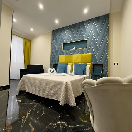فندق مبيت وإفطار My Luxury نابولي