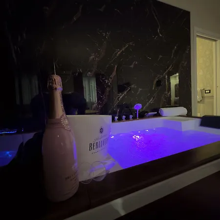 My Luxury Oda ve Kahvaltı 4*