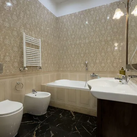 فندق مبيت وإفطار My Luxury نابولي