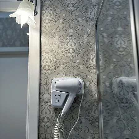 לינה וארוחת בוקר My Luxury נאפולי