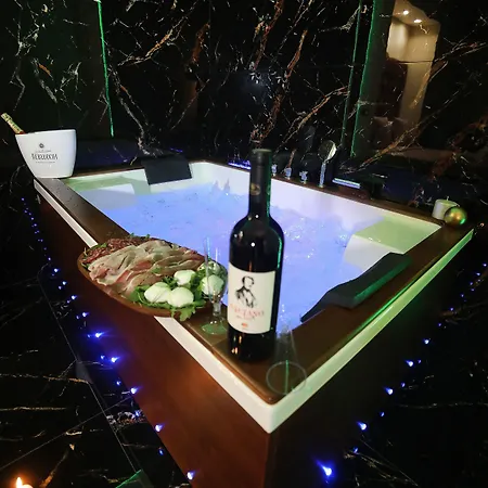My Luxury 3* Neapel